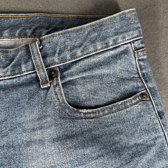 Gap Best Girlfriend Jeans Womens 30 Blue Medium Indigo Distressed Denim Jeans - Picture 7 of 16